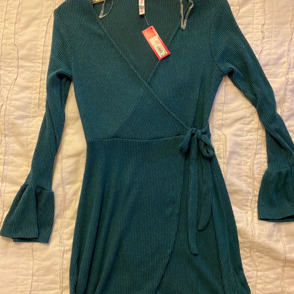 Brand new wrap dress